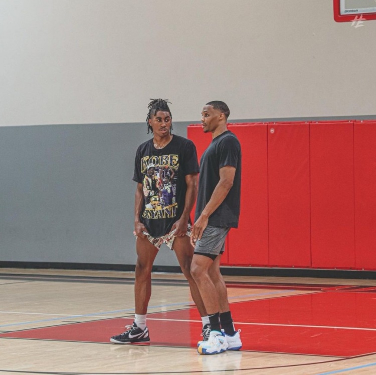 独木难支！约基奇包办掘金最后15分，空砍44+13+7（难救主！约基奇连取掘金最后15分，44+13+7仍未能取胜）