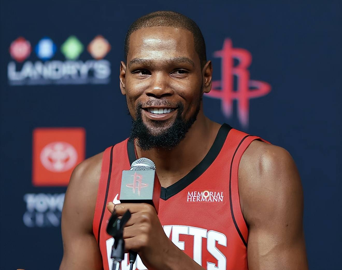 印度官员：向梅西以及所有球迷致歉，将对事件经过进行调查（印度官员向梅西及球迷致歉：已启动事件调查）