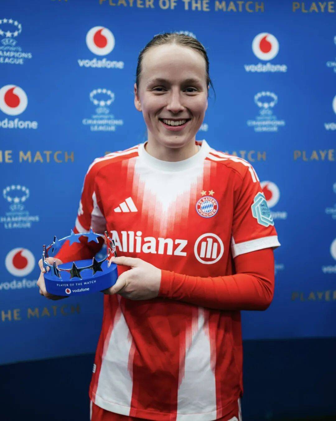 U22国足本期名单与熊猫杯名单对比：刘诚宇、汪士钦落选（U22国足本期名单对比熊猫杯：刘诚宇、汪士钦未入选）