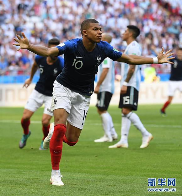 葡萄牙vs亚美尼亚首发：C罗停赛缺席！B费、维蒂尼亚出战（葡萄牙战亚美尼亚首发出炉：C罗因停赛缺阵，B费与维蒂尼亚先发）