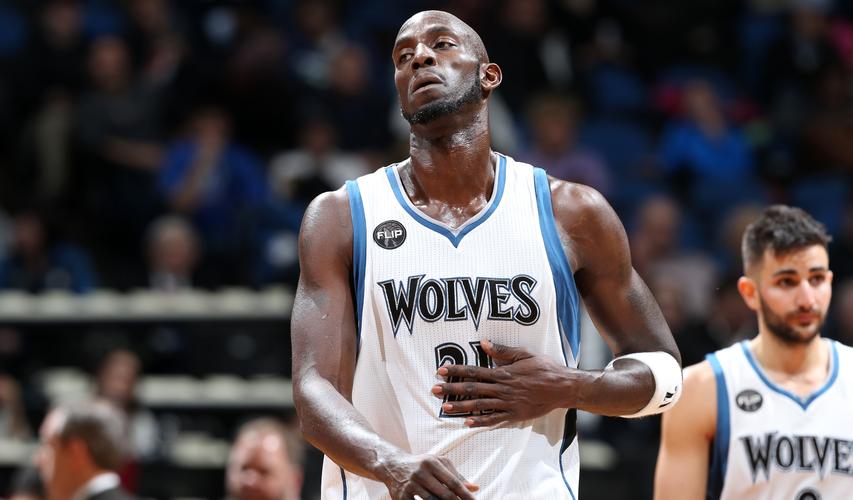 里夫斯强调湖人需五人联动提升防守稳定性（里夫斯：湖人需全队协同作战提升防守稳定性）