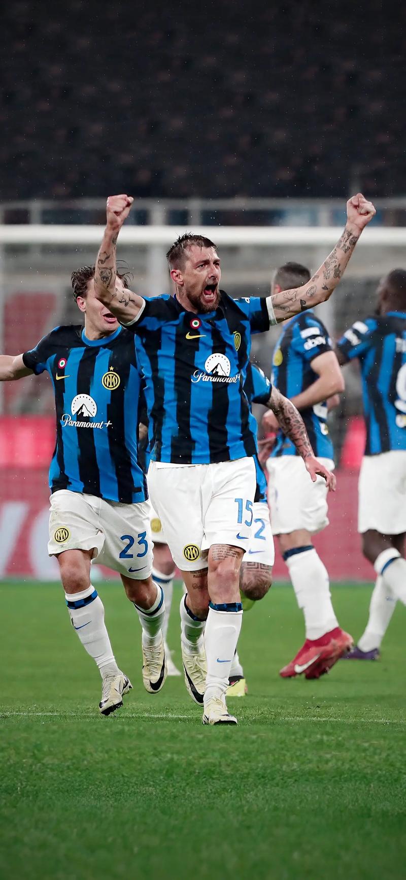 瑞士媒体：一名瑞士裁判涉嫌在女足更衣室偷拍1550小时视频（瑞媒称瑞士裁判疑在女足更衣室偷拍，涉约1550小时影像）