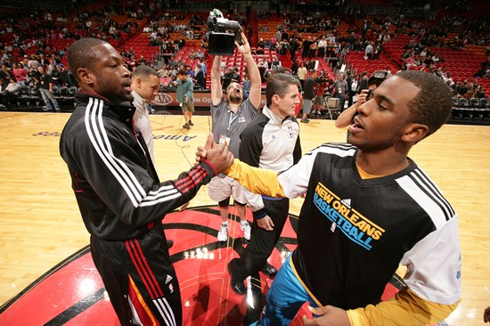 进球有错论! 姆巴佩83场73球，年度59球追平C罗，被吐槽伤害皇马（进球也有错？姆巴佩83战73球、年度59球追平C罗，却遭吐槽伤害皇马）