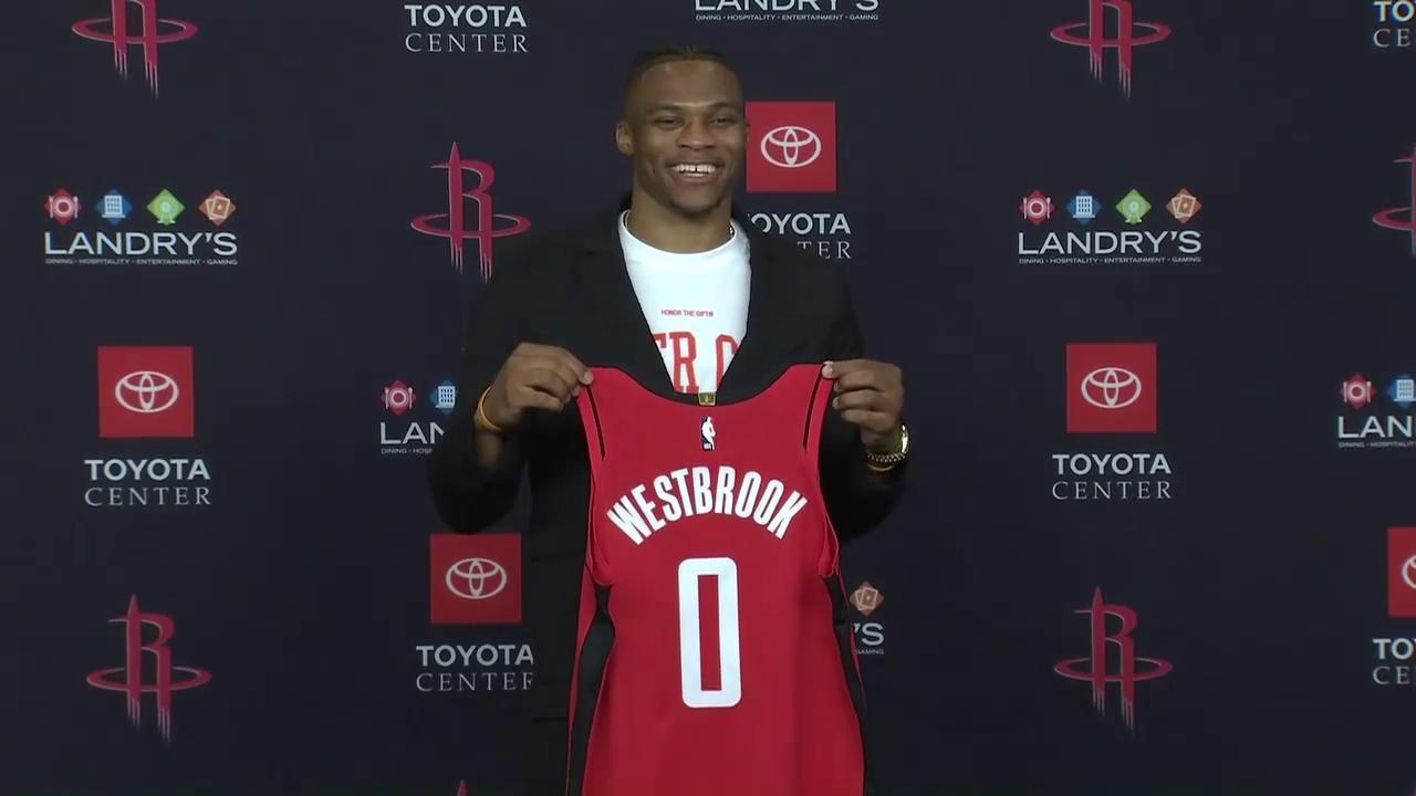 懂球妹采访：她是切尔西球迷，最喜欢阿扎尔和坎特（懂球妹专访：切尔西拥趸，最欣赏阿扎尔与坎特）