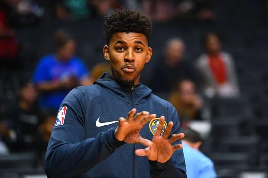 亚冠二级半场：尤里安失点，拉蒙补时建功，万隆1-0曼谷联（亚冠下半场：尤里安失点，拉蒙补时绝杀，万隆1-0曼谷联）