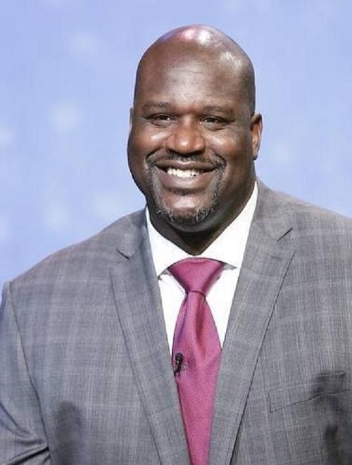 有传闻称雷吉隆未与前女友分手时就与现女友交往，被后者否认（网传雷吉隆与现任交往时尚未与前任分手，现女友辟谣）