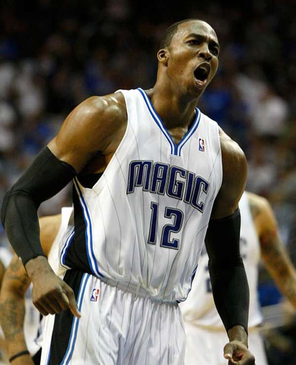 拉文or小波特？美记：雄鹿正兜售库兹马&波蒂斯以换取有影响的人（美记：雄鹿打包库兹马与波蒂斯求换强援，目标或锁定拉文或小波特）