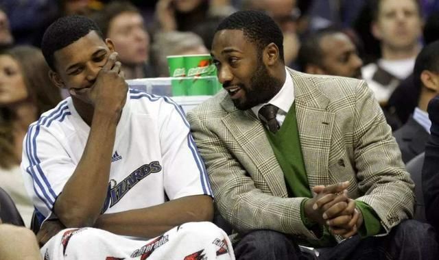 切尔西9号魔咒再度发威！新援德拉普复出即伤，赛季第二次倒下（切尔西9号魔咒再现！德拉普复出再伤，本季第二次倒下）